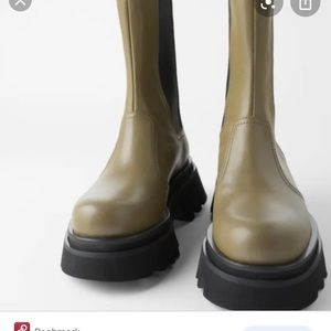 Looking for these boots In black!!